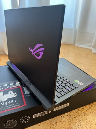 Portátil Asus ROG 17” RTX 3080 64GB RAM 2Tb SSD
