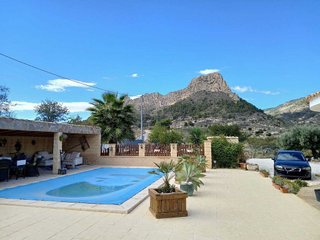 Chalet en venta en Relleu