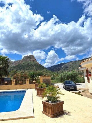 Chalet en venta en Relleu