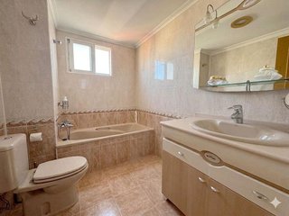 Ático en venta en Florida Alta en Alicante