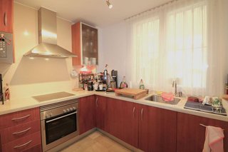 Piso en venta en Los Arqueros-Puerto del Almendro en Benahavís