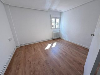 Piso en venta en Yecla