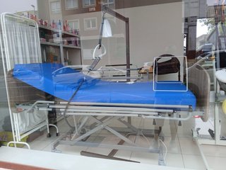 Cama Hospitalaria Eléctrica + Colchón semp NUEVA