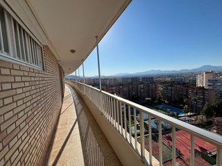 Ático en venta en Playa de San Juan en Alicante