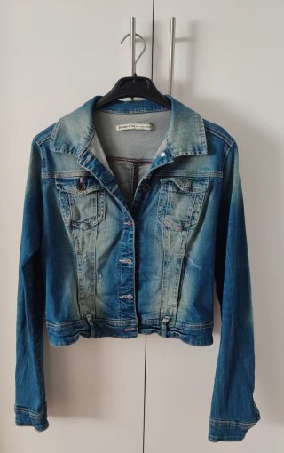 Cazadora vaquera Stradivarius mujer