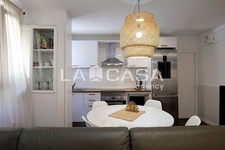 Piso en venta en Montbau en Barcelona