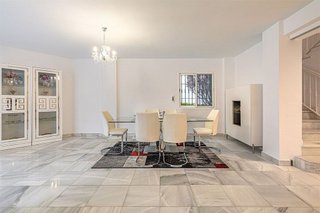 Casa adosada en venta en Los Naranjos - Las Brisas en Marbella