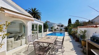 Chalet en venta en Empuriabrava en Castelló d´Empúries