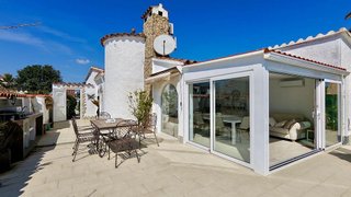 Chalet en venta en Empuriabrava en Castelló d´Empúries