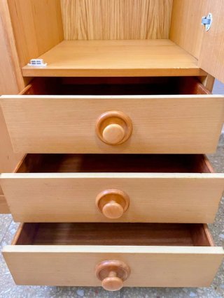 Dormitorio de madera Mukali rosa. Cama nido Armari