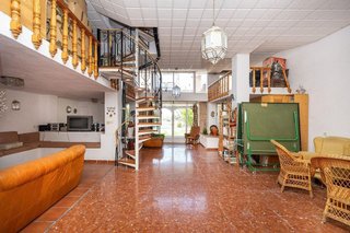Casa adosada en venta en Cervantes en Granada