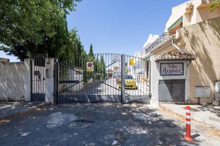 Casa adosada en venta en Cervantes en Granada