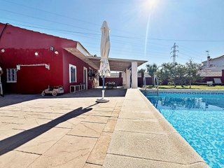 Chalet en venta en Urbanizaciones en Llíria