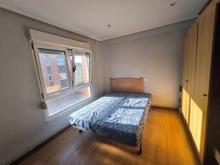 Piso en venta en Pumarín en Gijón