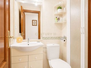 Piso en venta en Parque Mediterráneo - Santa Paula en Málaga