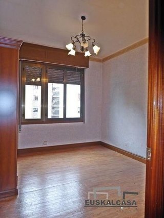 Piso en venta en Basurtu en Bilbao