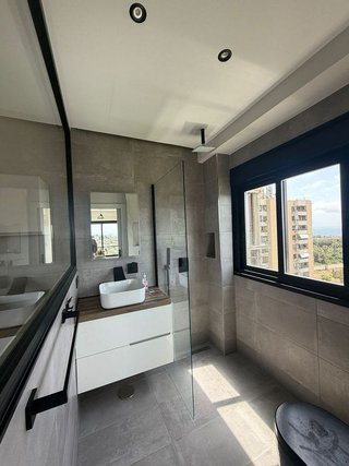 Piso en venta en Los Naranjos - Las Brisas en Marbella