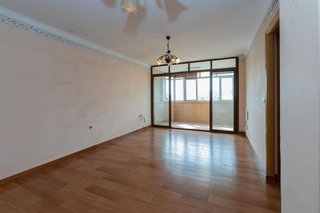 Piso en venta en Parque Ayala - Jardín de la Abadía - Huelín en Málaga