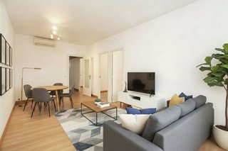 Piso en venta en Sants en Barcelona