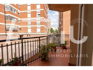 Piso en venta en Concòrdia en Sabadell