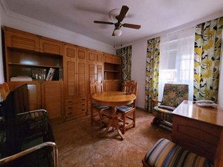 Piso en venta en Parque Victoria Eugenia en Málaga