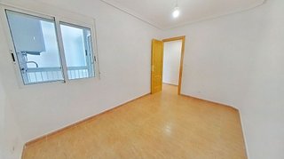 Piso en venta en Carolinas Bajas en Alicante