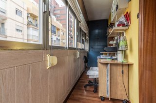 Piso en venta en San Luis en Almería