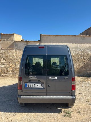 Ford E-Tourneo Courier 2007