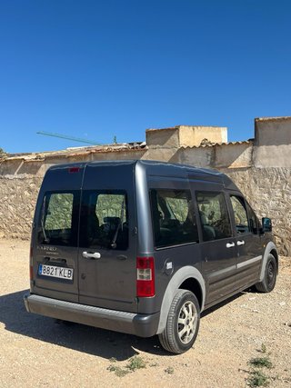 Ford E-Tourneo Courier 2007