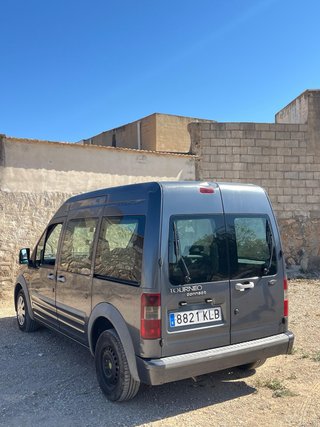 Ford E-Tourneo Courier 2007