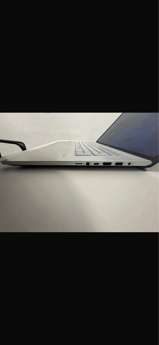 Portátil ASUS VivoBook X12F 8GB RAM