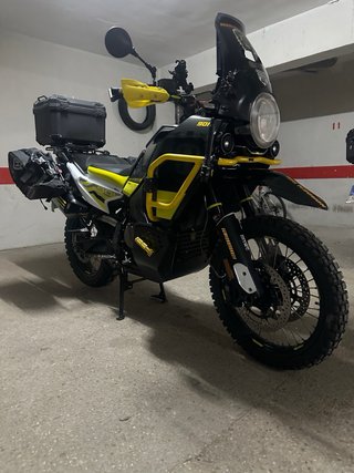 Husqvarna 901 Adventure Neumáticos Nuevos 2023