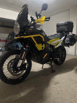 Husqvarna 901 Adventure Neumáticos Nuevos 2023