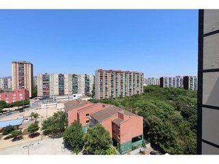 Piso en venta en Bellvitge en Hospitalet de Llobregat, L´
