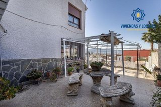 Chalet en venta en Huétor Vega