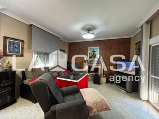 Chalet en venta en Montequinto en Dos Hermanas