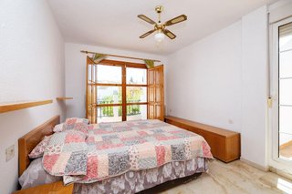 Casa adosada en venta en Cervantes en Granada