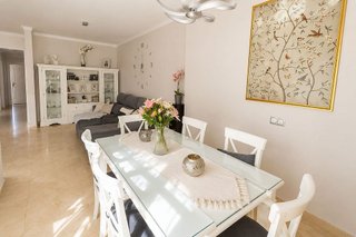 Casa adosada en venta en Alegría de la Huerta- Jardín de Málaga en Málaga