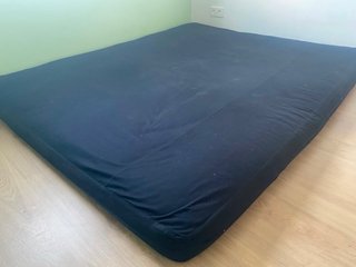 Cama de Matrimonio japonesa: futón con Tatamis