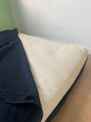 Cama de Matrimonio japonesa: futón con Tatamis