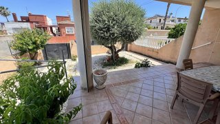 Casa adosada en venta en Nueva Torrevieja - Aguas Nuevas en Torrevieja