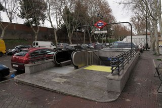 Piso en venta en Almendrales en Madrid