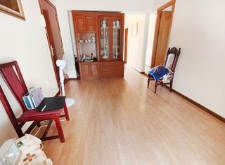 Piso en venta en Almendrales en Madrid