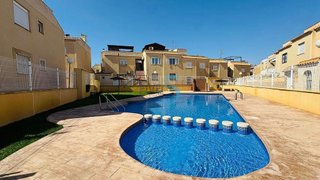 Piso en venta en Nueva Torrevieja - Aguas Nuevas en Torrevieja