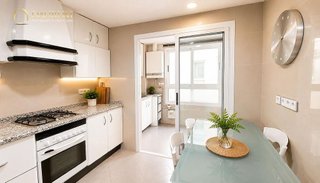 Piso en venta en Ensanche - Diputación en Alicante