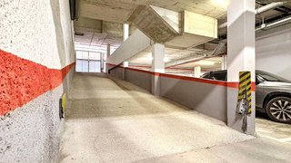 Garaje en venta en Port en Badalona