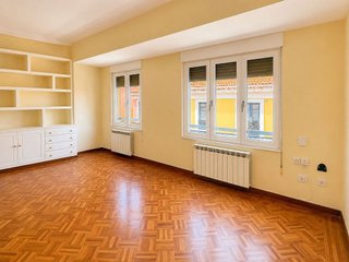Piso en venta en Centro en Avilés