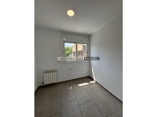Dúplex en venta en Palau-solità i Plegamans