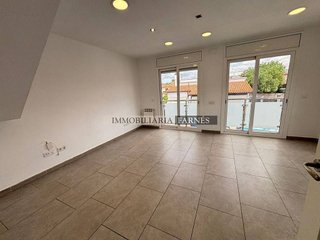 Dúplex en venta en Palau-solità i Plegamans