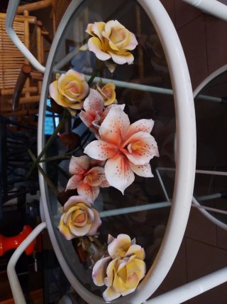 Fiori in ceramica decorativi